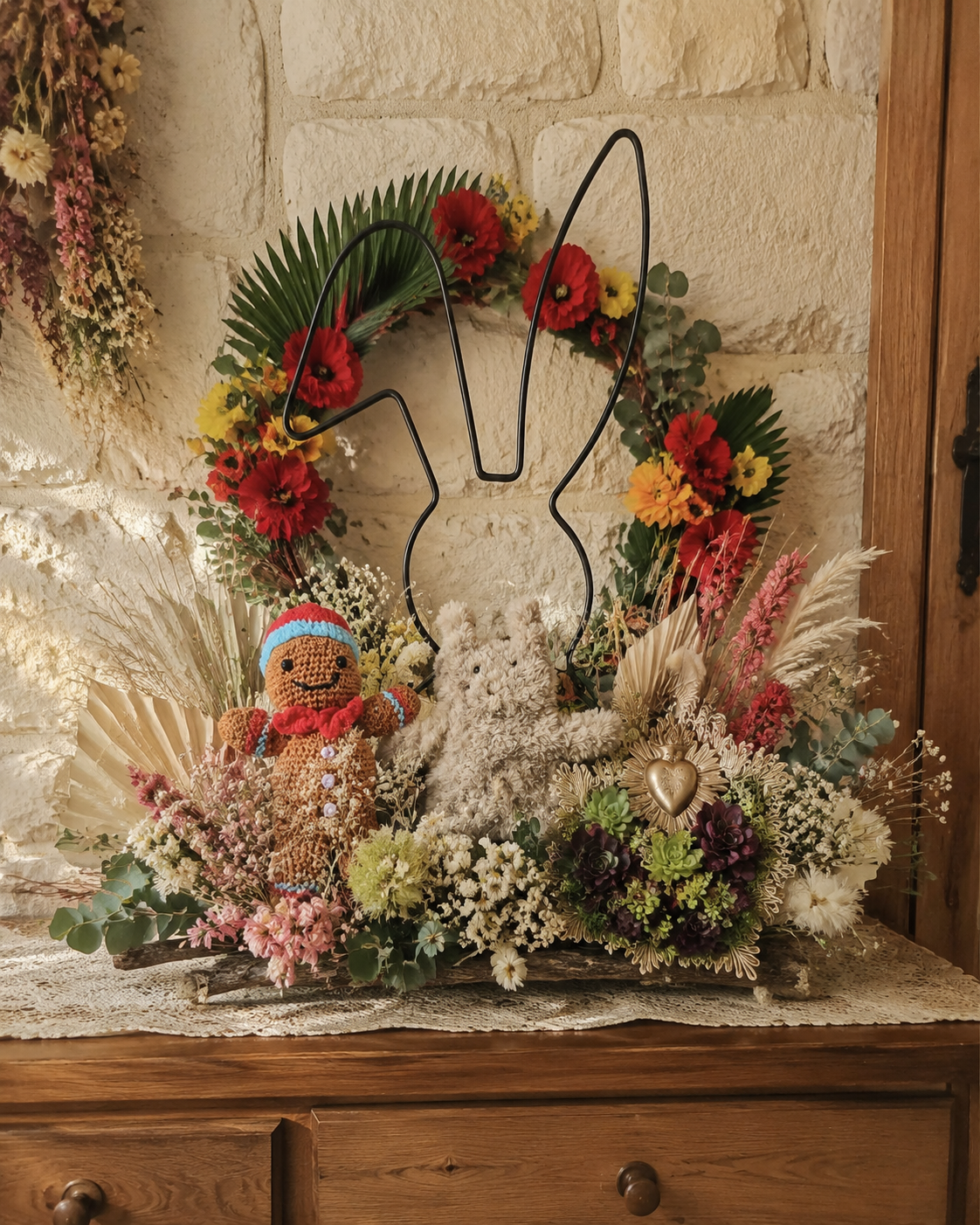Couronne de fleurs séchées créée en atelier créatif